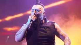 Hayko Cepkin’in Kayseri ve Diyarbakır konserlerini valilik iptal etti