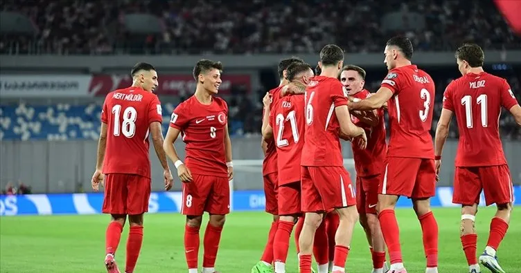TÜRKİYE GÜRCİSTAN CANLI | Milliler, Dünya Kupası yolunda Gürcistan'ı konuk ediyor! Montella'nın 11'i belli oldu...