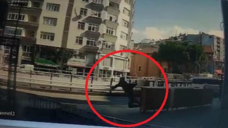 Samsun'da polisten kaçarken tökezleyip yere düşen şahsın üzerinde uyuşturucu bulundu