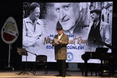 NAZIM’IN DİZELERİ KUŞADASI’NDA 9 FARKLI DİLDE YANKILANDI