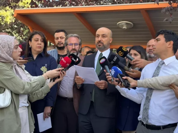 Ankara’da Su Kesintileri ve Metro Arızaları İle İlgili Tepkiler