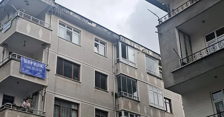 Artvin'de 10 günlük bebeğin acı sonu: Babasının kucağından ölüme düştü!