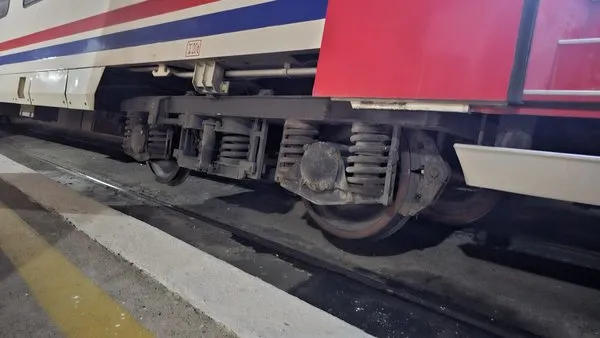 bandirmada-tren-kazasi-ucuz-atlatildi-1758312110498.jpg