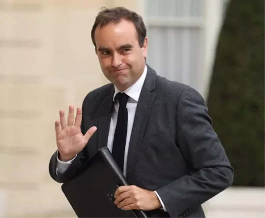 Fransa'da Yeni Hükümet Kuruldu