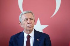 Mansur Yavaş’tan Erhürman’a tebrik