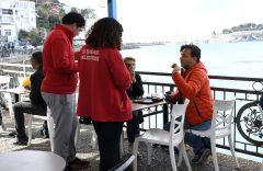 KUŞADASI BELEDİYESİ İLE HALK ARASINDAKİ KÖPRÜ: “GÜVERCİN MASA”