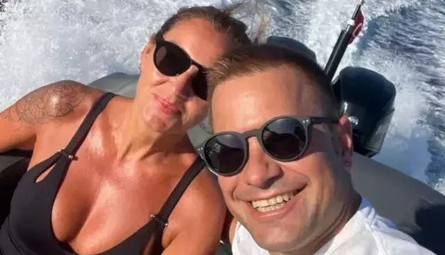 Pınar Altuğ, takipçileriyle 19 yaşındaki halini paylaştı! Gören dönüp bir daha baktı