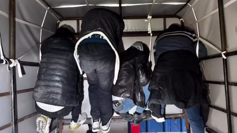 Hatay’da 6 kaçak göçmen yakalandı; 3 organizatör tutuklandı