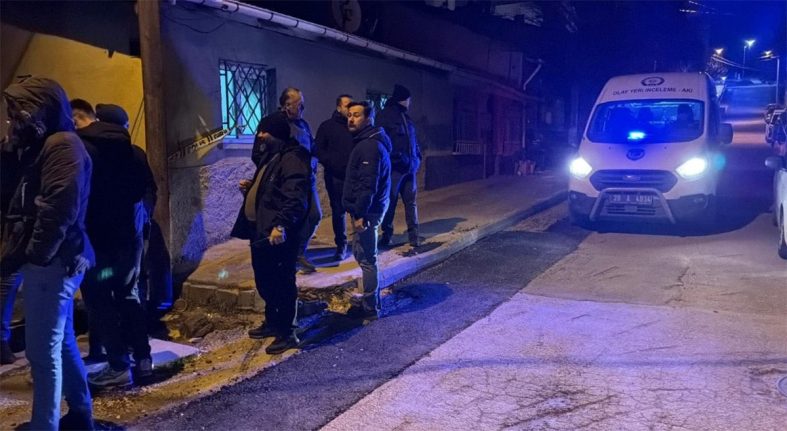 Arkadaşıyla tartıştı, bıçaklayıp öldürdü