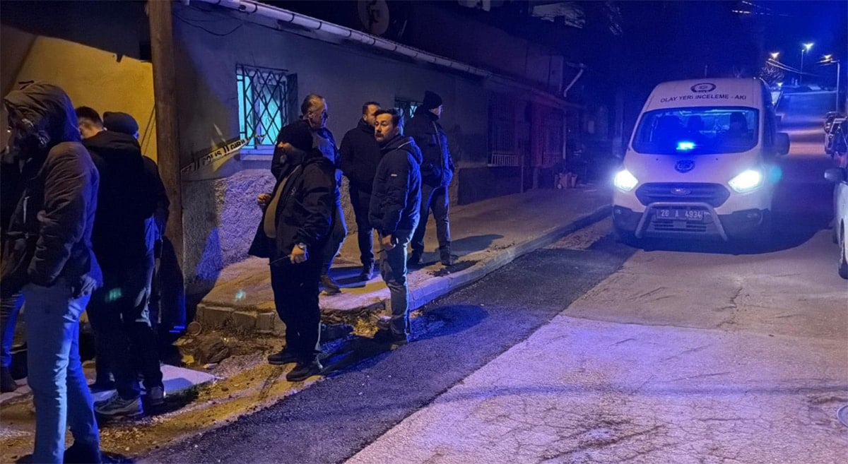 Arkadaşıyla tartıştı, bıçaklayıp öldürdü