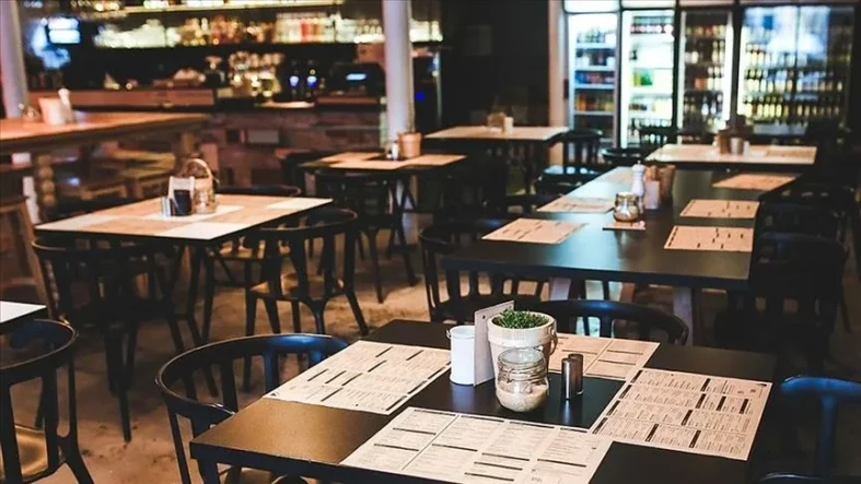 Menüde yazan fiyat kasada arttı! Restoran cezadan kaçamadı