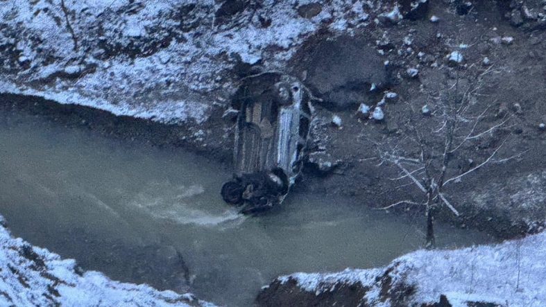 Bafra’da feci kaza: Dere yatağına devrilen araçta 1 ölü, 2 yaralı