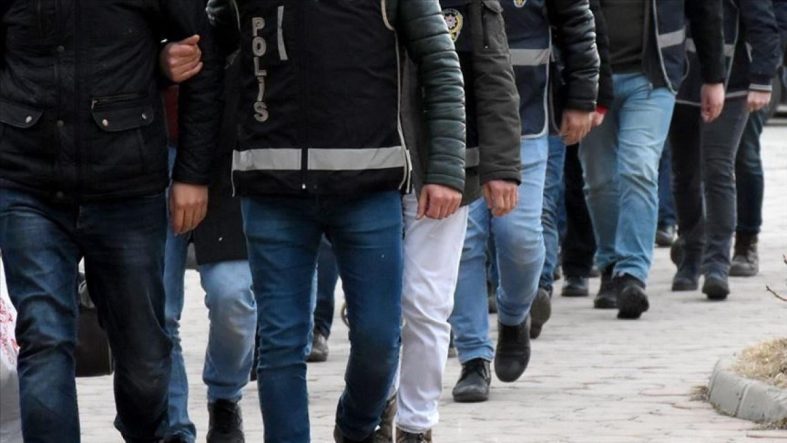 İstanbul'da çocuklara yönelik cinsel istismar içeriklerini temin eden 47 zanlı yakalandı