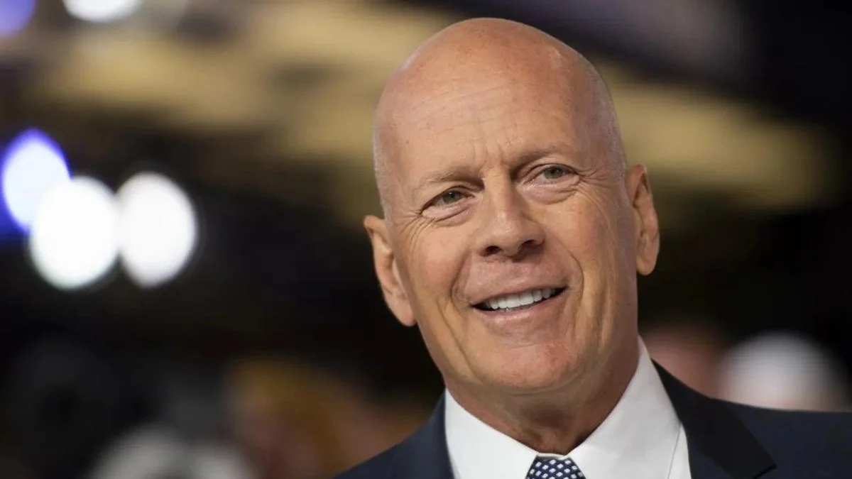 Hollywood yıldızı Bruce Willis’e demans teşhisi konuldu r